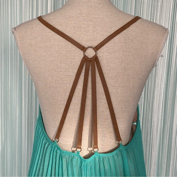 BCBGMAXAZRIA Pleated Maxi Dress NWT Size L - Picture 11 of 17